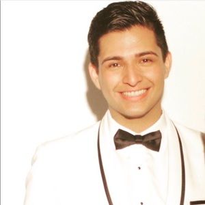 Meet your Posher, Dennis